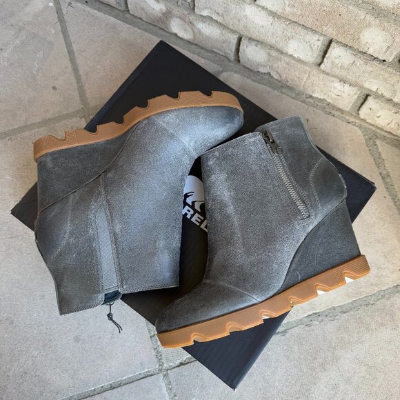SOREL JOAN UPTOWN ZIP BOOTIE 11 Women's Wedge Boot Grey Waterproof Leather New - Picture 10 of 11